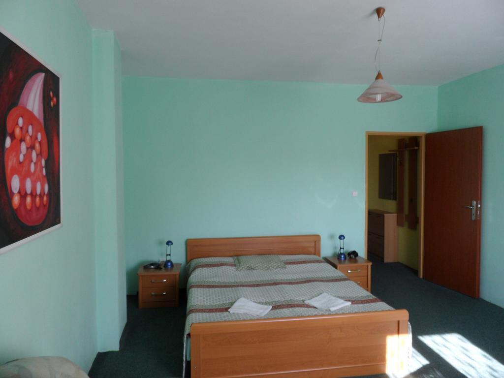 Kunžak 斯卡利切旅馆酒店 客房 照片
