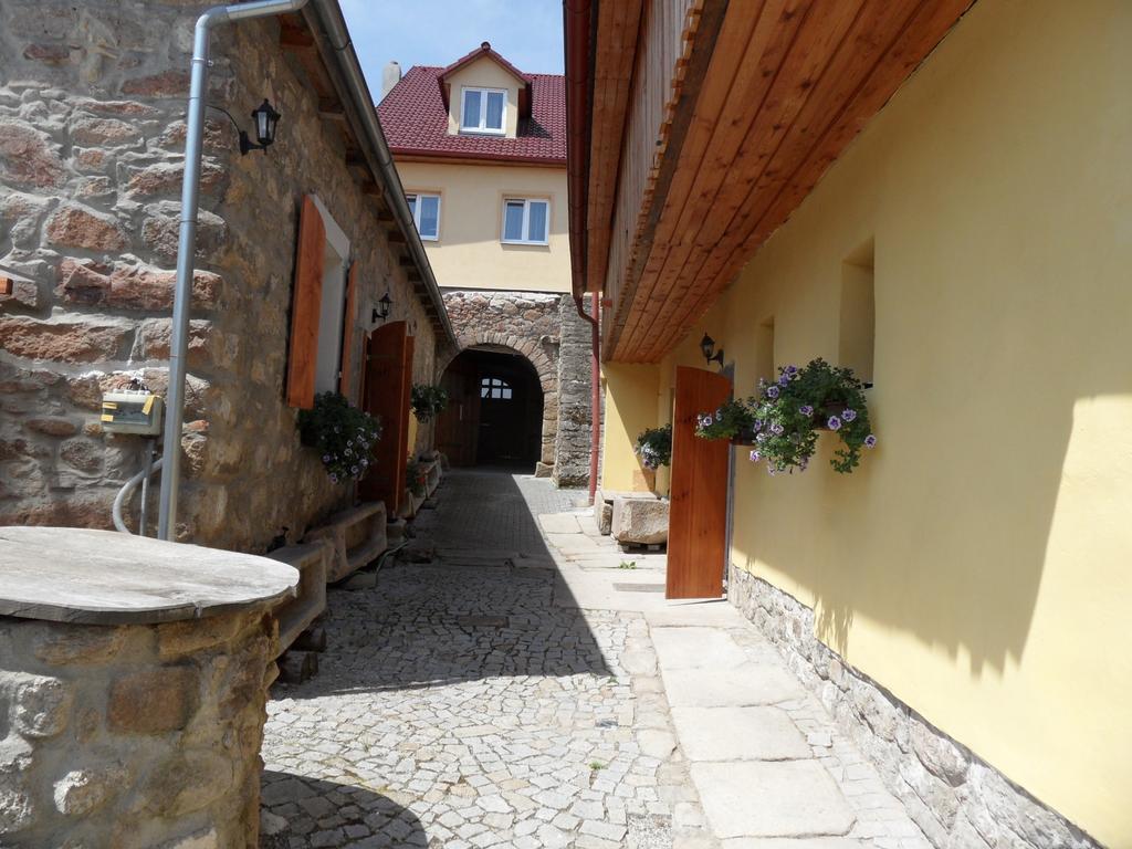 Kunžak 斯卡利切旅馆酒店 外观 照片